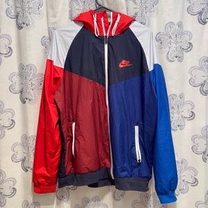 Nike wind runner windbreaker jacket